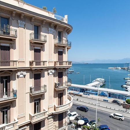 مبيت وإفطار نابولي Lux Caracciolo المظهر الخارجي الصورة