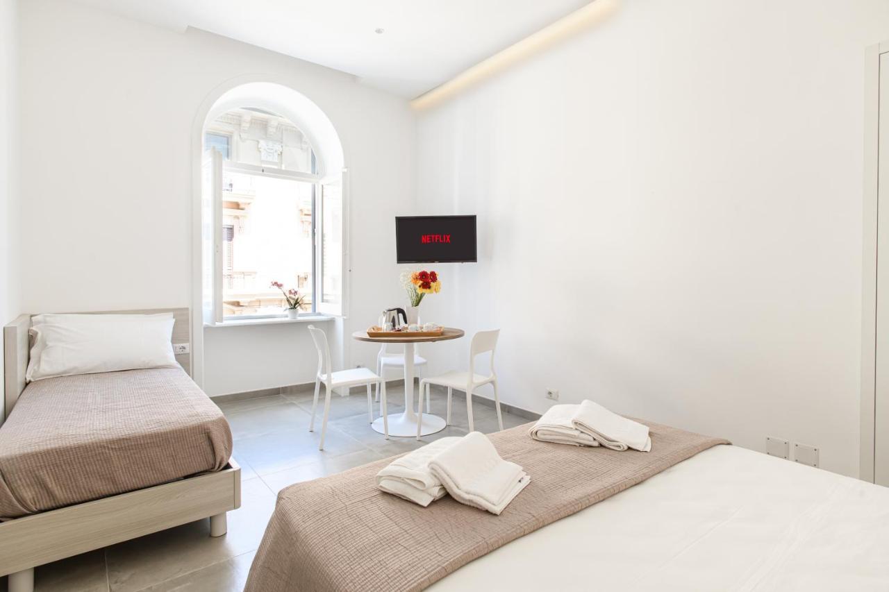 مبيت وإفطار نابولي Lux Caracciolo المظهر الخارجي الصورة
